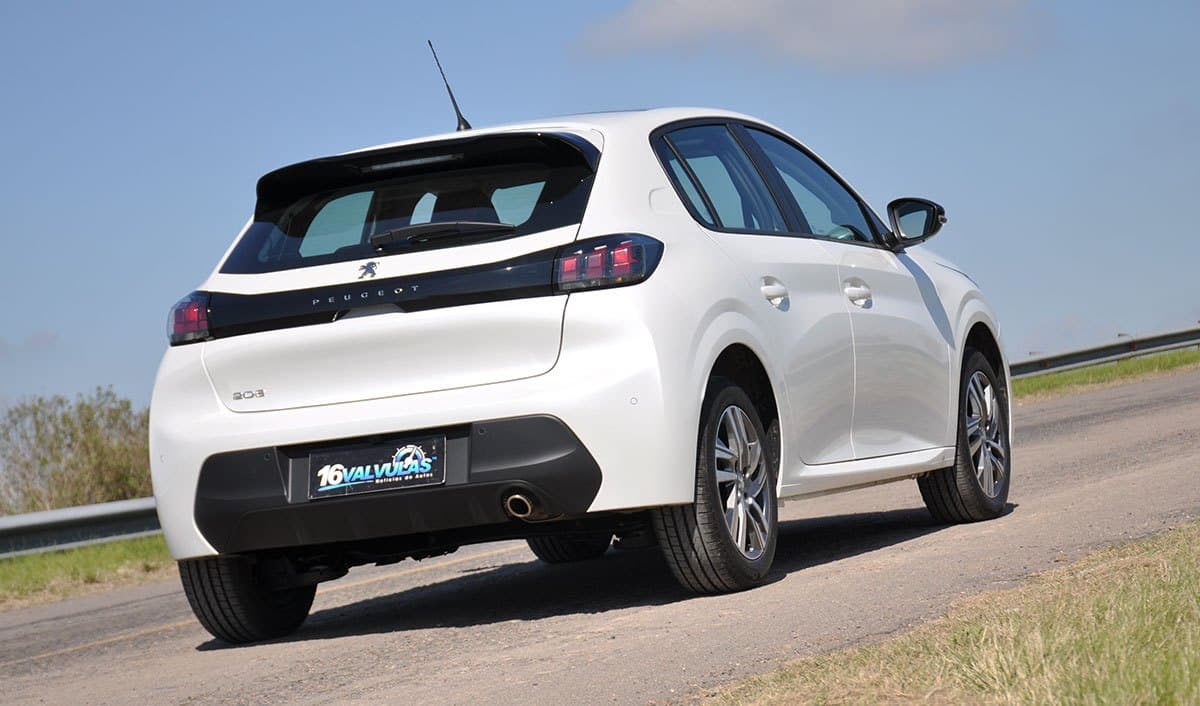 Peugeot 208 1.6 Feline Tiptronic
